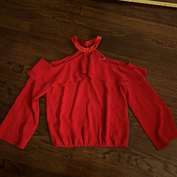 Alice and Olivia Red Silk Cold Shoulder Cropped Blouse Saks 5th Ave Exclusive!!! - Picture 1 of 6